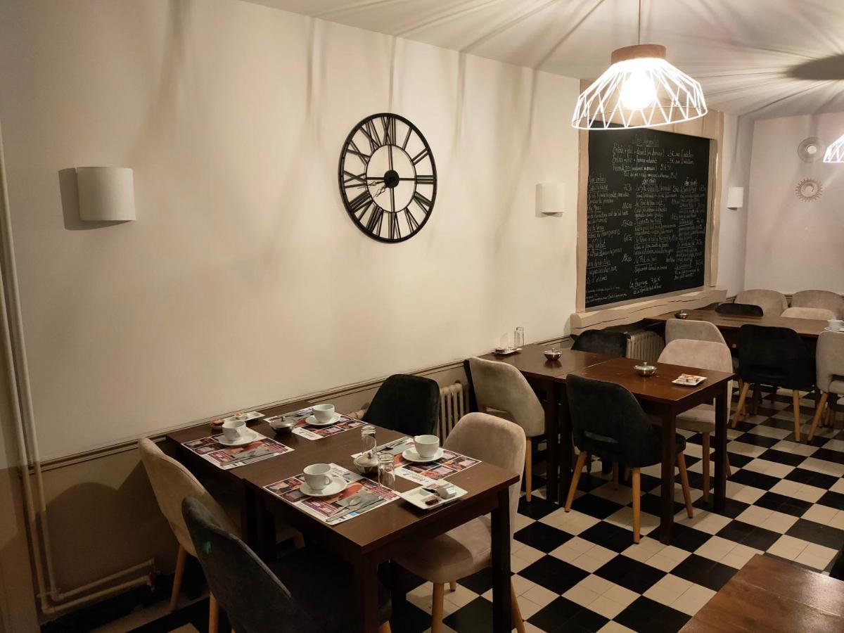 Au Lion D'Or Hotel Saint-Pol-sur-Ternoise ภายนอก รูปภาพ