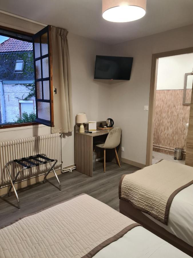 Au Lion D'Or Hotel Saint-Pol-sur-Ternoise ภายนอก รูปภาพ