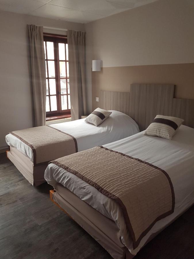 Au Lion D'Or Hotel Saint-Pol-sur-Ternoise ภายนอก รูปภาพ